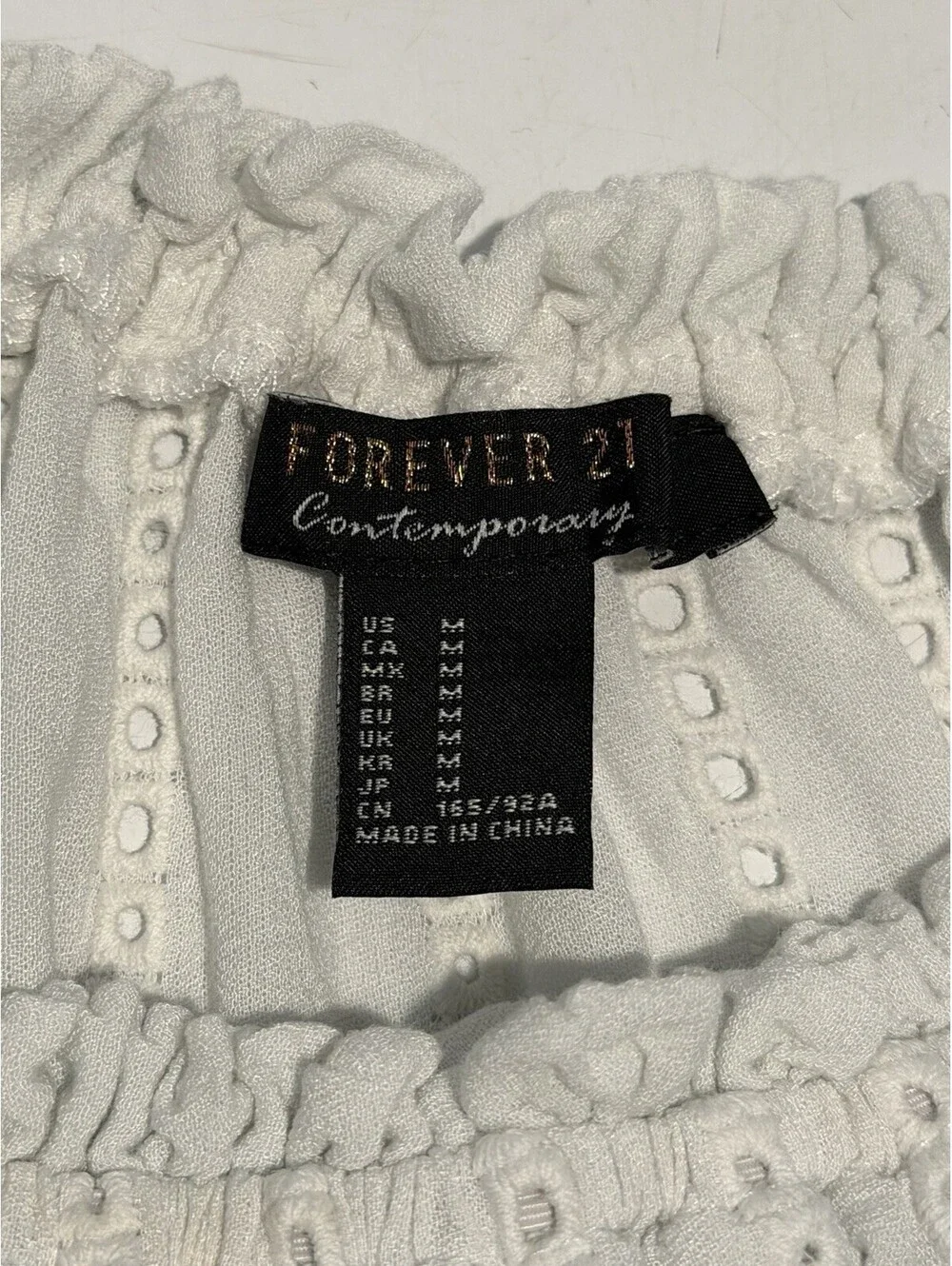 Womens Forever 21 Contemporary White Top Size Medium